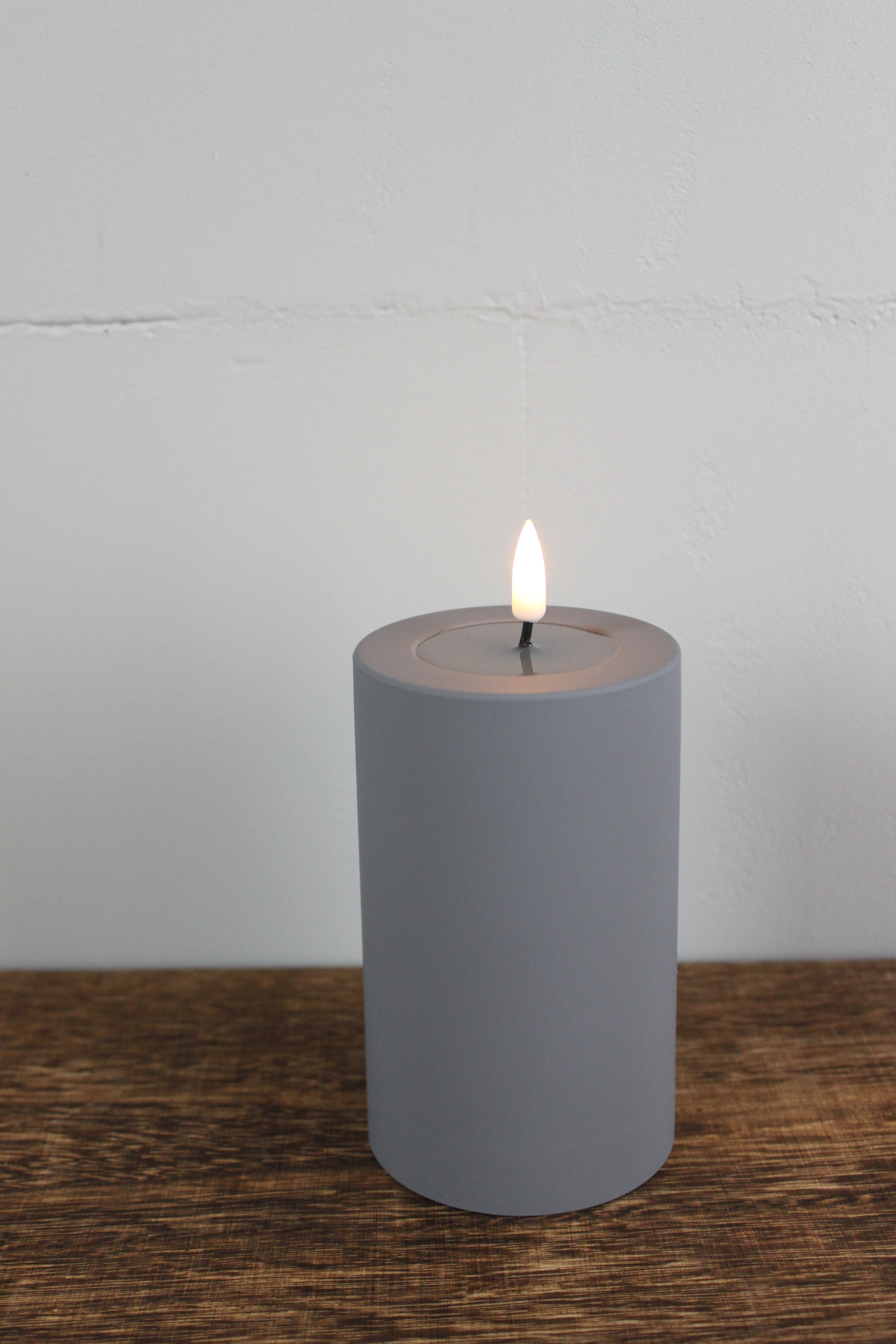 LED Stumpenkerze 7,5x12,5 - Grau