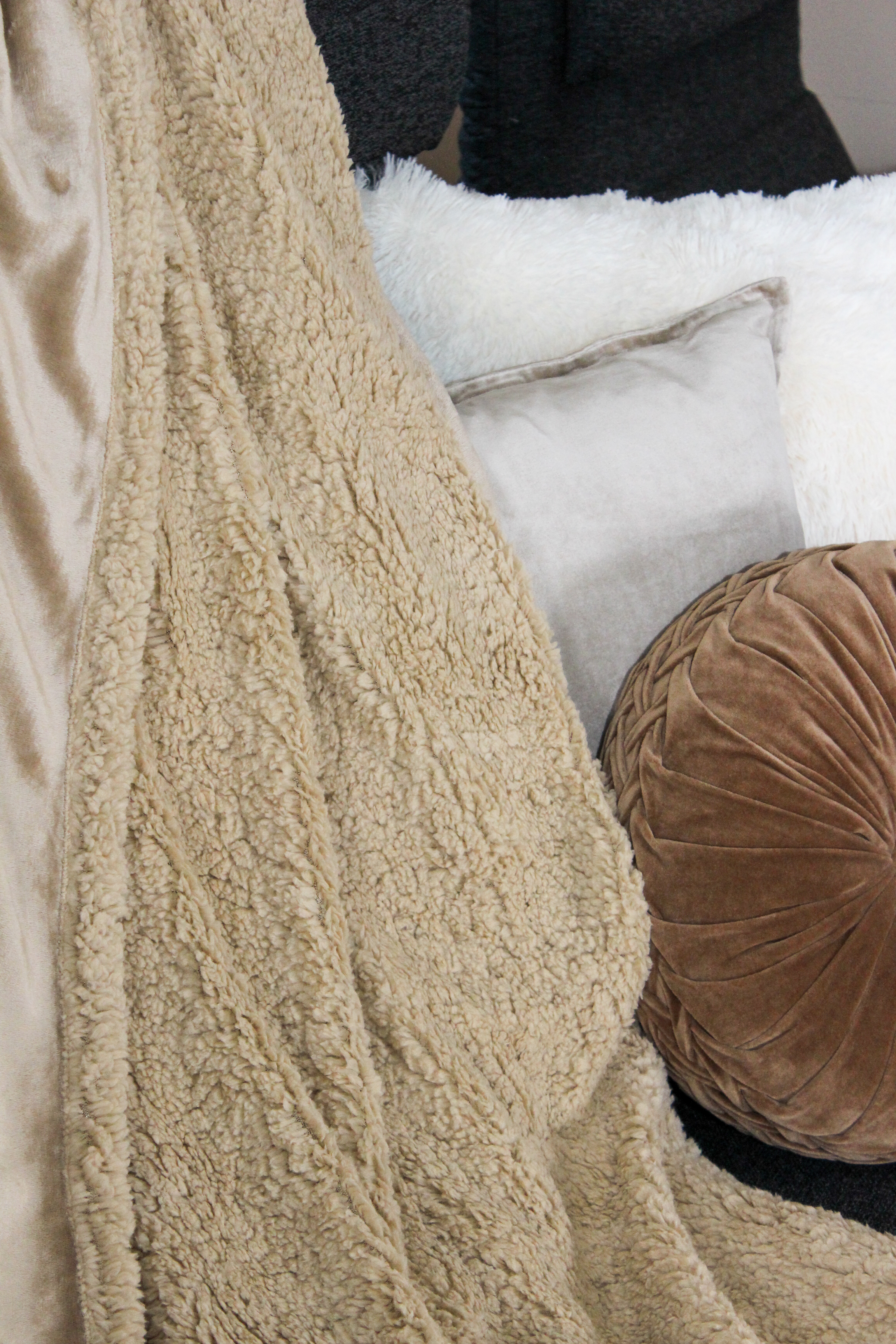 Kuscheldecke Runi - Beige